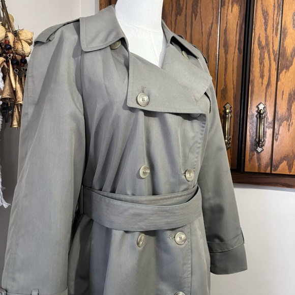 Vintage London Fog Classic Olive Green Trench Coat Size 10 - Picture 7 of 15